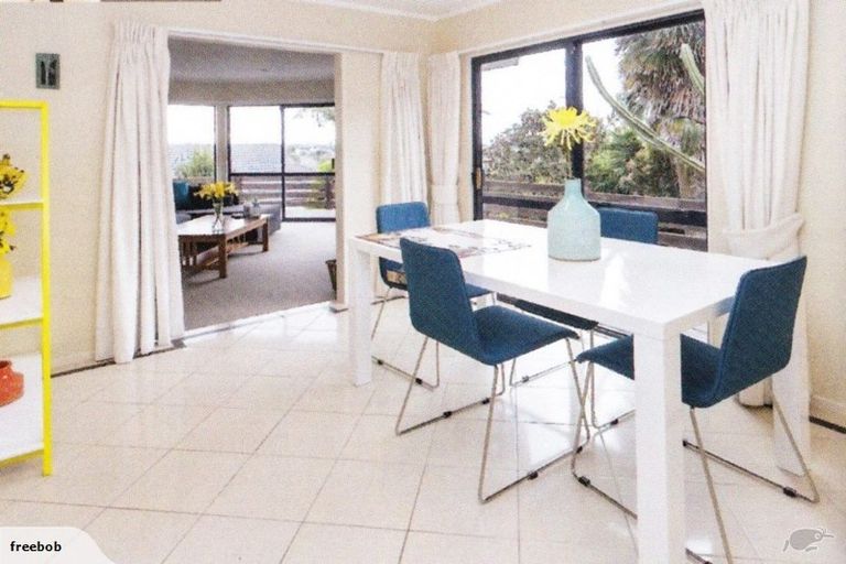 Photo of property in 1/10 View Road, Shelly Park, Auckland, 2014