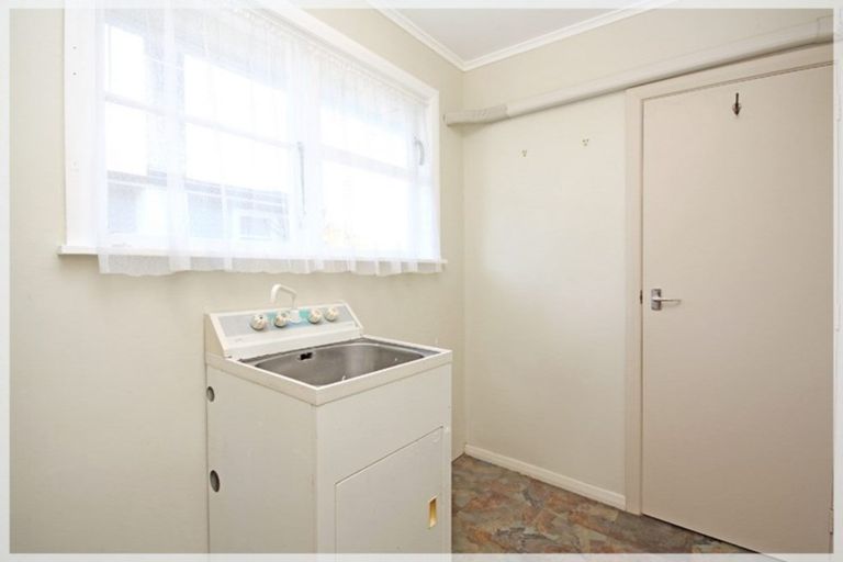 Photo of property in 11 Norfolk Street, Levin, 5510