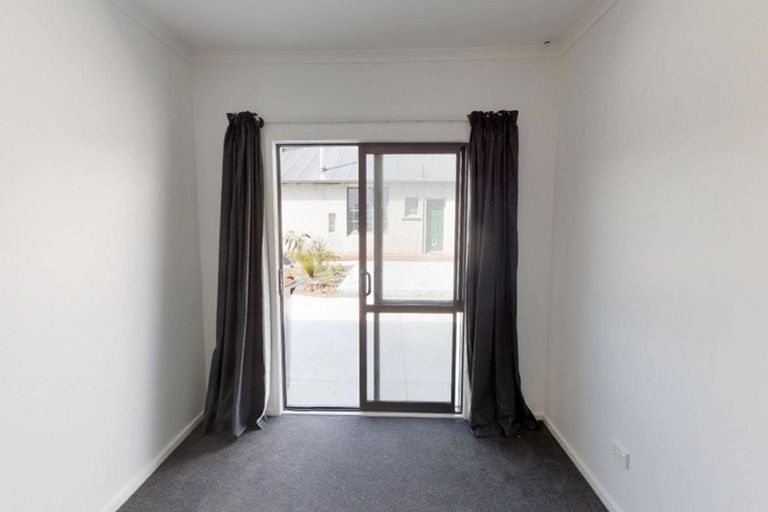 Photo of property in 26 Milverton Avenue, Hokowhitu, Palmerston North, 4410