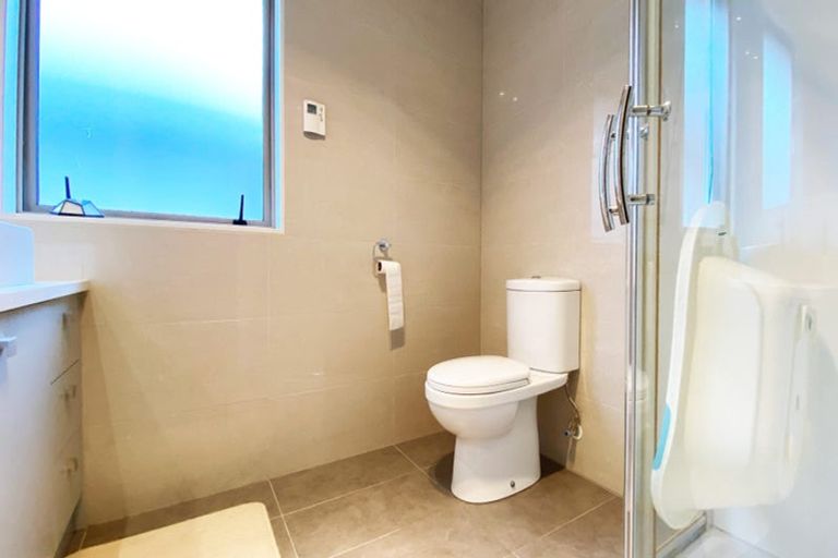 Photo of property in 3 Windfola Parkway, Takanini, 2112