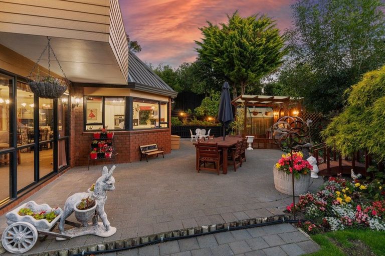 Photo of property in 4 Pentonville Close, Westmorland, Christchurch, 8025