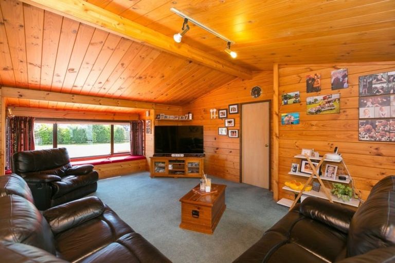 Photo of property in 267 Inland North Road, Tikorangi, Waitara, 4383