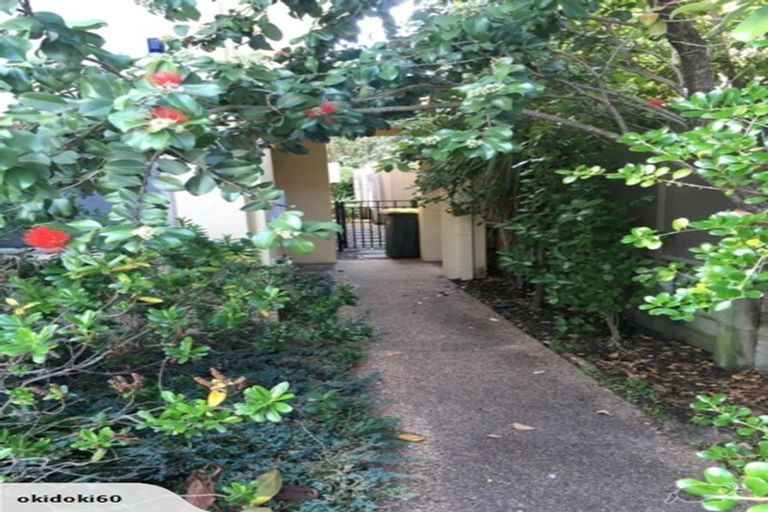 Photo of property in 5 Trimaran Drive, Gulf Harbour, Whangaparaoa, 0930