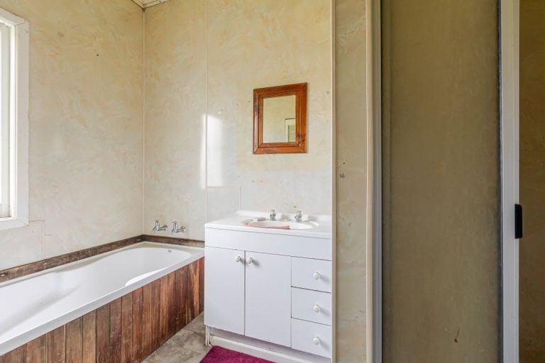 Photo of property in 84086 State Highway 2, Eketahuna, 4995