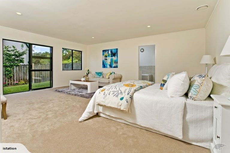 Photo of property in 1/16 Arran Road, Browns Bay, Auckland, 0630
