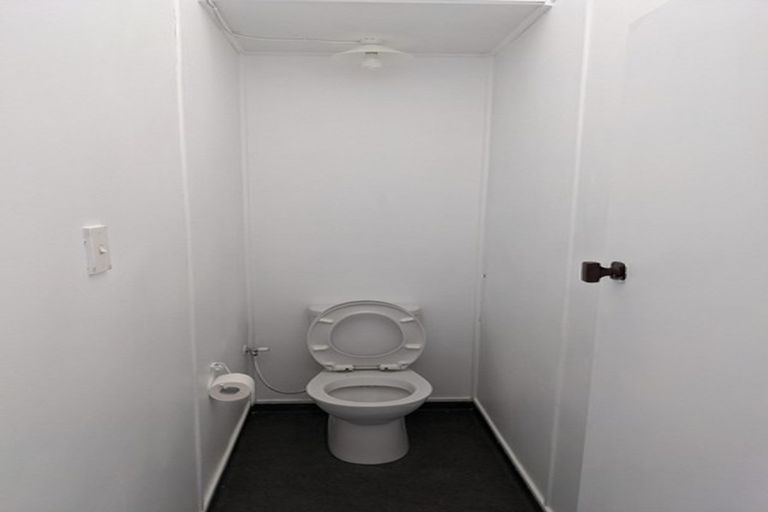 Photo of property in 9 Temuera Street, Otaki, 5512