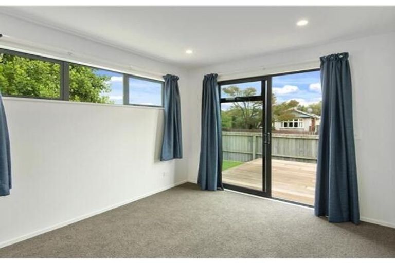 Photo of property in 52 Harvey Terrace, Richmond, Christchurch, 8013