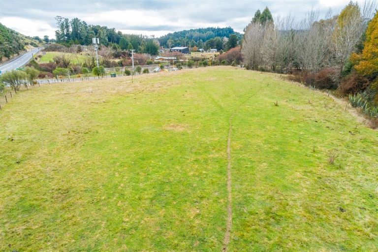 Photo of property in 8 Raurimu Road, Raurimu, Owhango, 3989