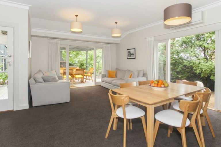 Photo of property in 4 Milverton Avenue, Hokowhitu, Palmerston North, 4410