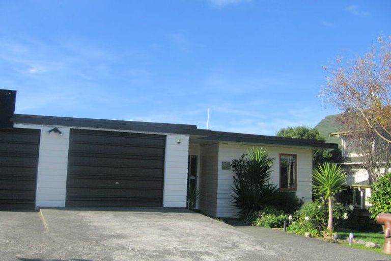 Photo of property in 6 Cannon Lane, Whitby, Porirua, 5024
