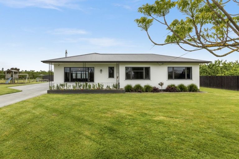 Photo of property in 64 Thompson Road, Twyford, Hastings, 4175