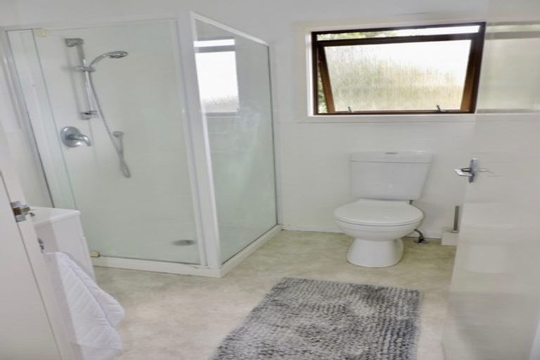 Photo of property in 13 Chester Road, Tawa, Wellington, 5028