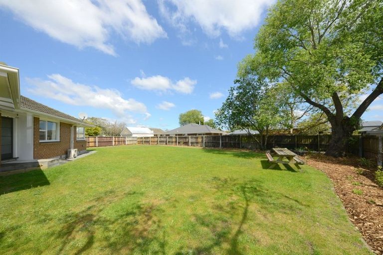 Photo of property in 6a Chartwell Street, Burwood, Christchurch, 8083