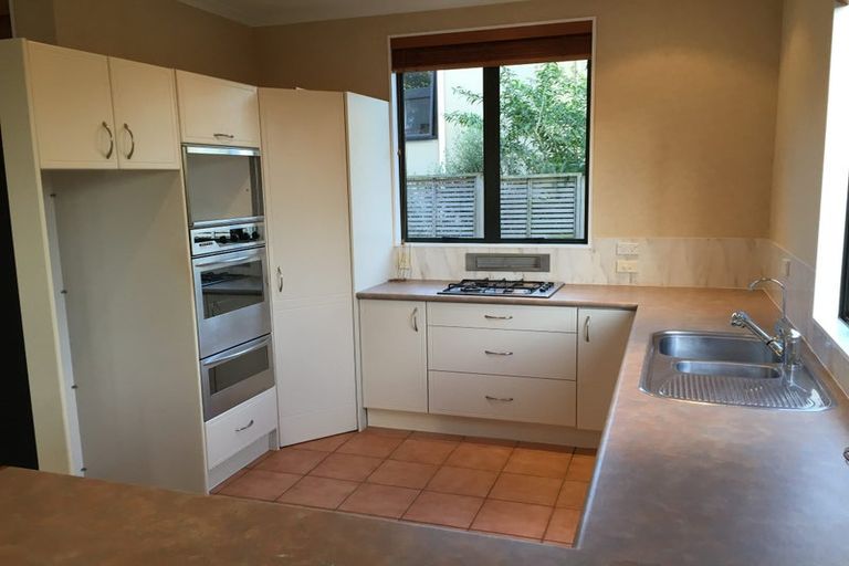 Photo of property in 4/44 Carlisle Road, Browns Bay, Auckland, 0630