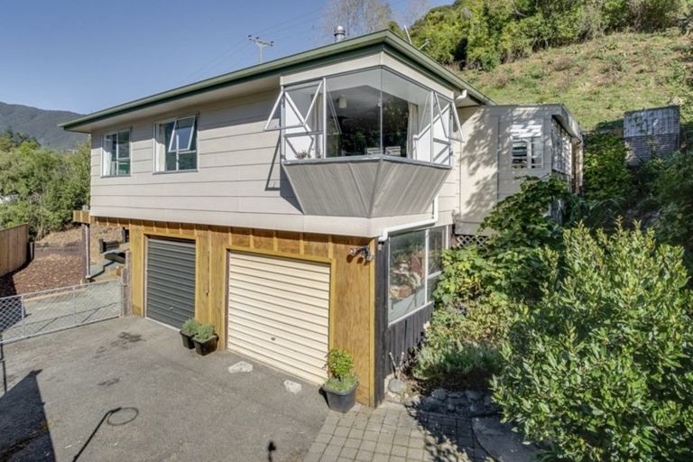 Photo of property in 12 Roseberry Way, The Brook, Nelson, 7010