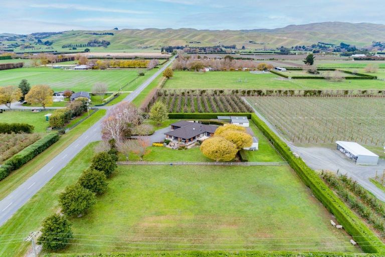 Photo of property in 98 Crystall Road, Pakipaki, Hastings, 4172