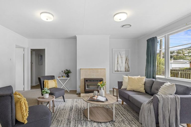 Photo of property in 10 Findlay Street, Tawa, Wellington, 5028