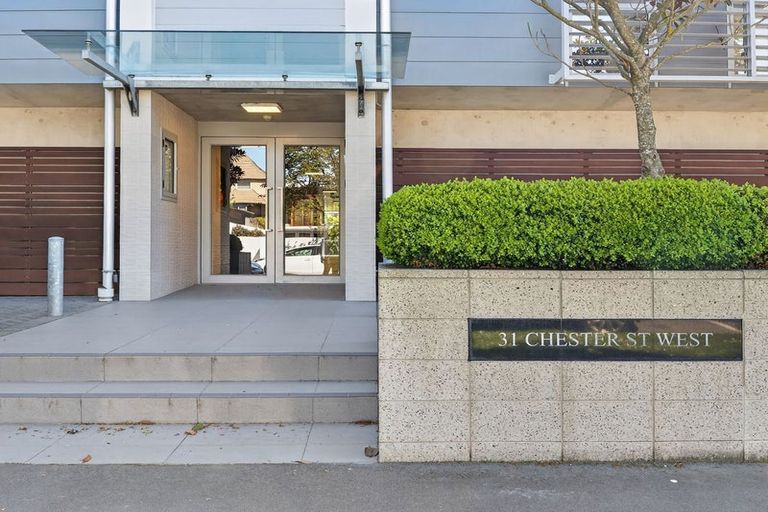 Photo of property in 2/31 Chester Street West, Christchurch Central, Christchurch, 8013
