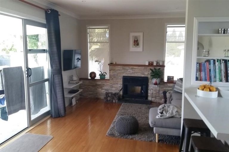 Photo of property in 7 Gatland Road, Opaheke, Papakura, 2113