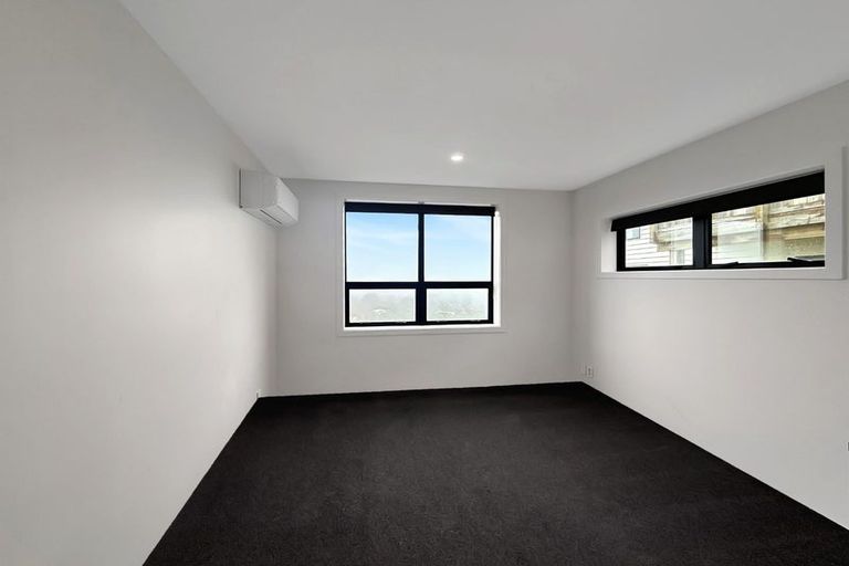 Photo of property in 18 Cathie Place, Karori, Wellington, 6012