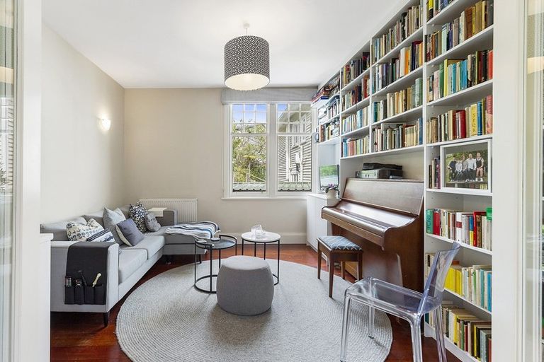 Photo of property in 45 Sefton Street, Wadestown, Wellington, 6012