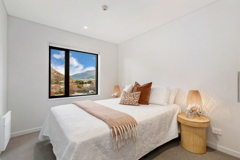 Photo of property in Toru Apartments, 606/10 Copper Beech Avenue, Frankton, Queenstown, 9300