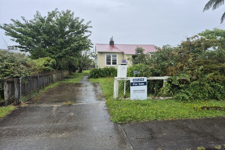 Photo of property in 43 Peel Street, Westport, 7825