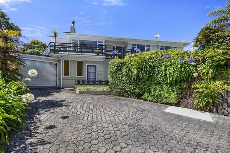 Photo of property in 18 Mount View Place, Spotswood, New Plymouth, 4310