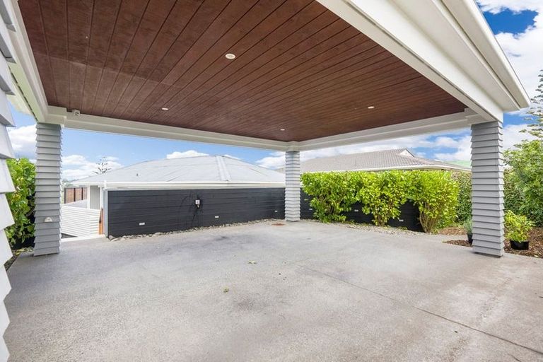 Photo of property in 16 Hadfield Street, Beach Haven, Auckland, 0626