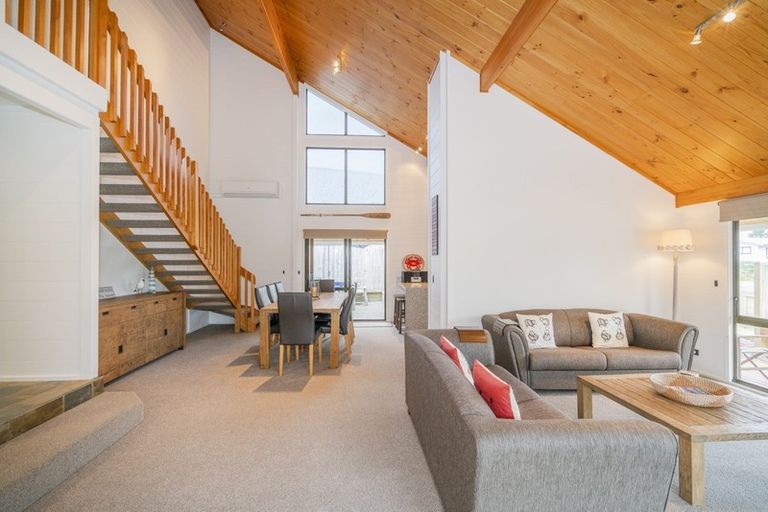 Photo of property in 28 Pleasant Place, Pauanui, Hikuai, 3579