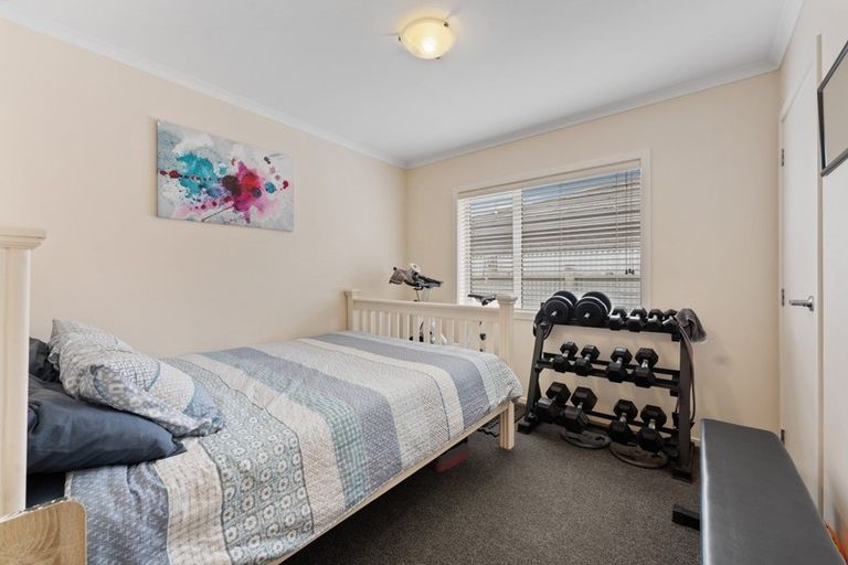 Photo of property in 23 Bowen Street, Woodville, 4920