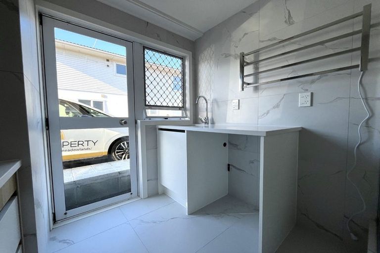 Photo of property in 106 Ti Rakau Drive, Pakuranga, Auckland, 2010
