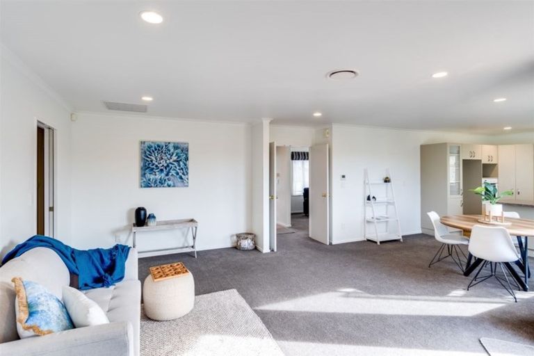 Photo of property in 132 Ascot Avenue, Taradale, Napier, 4112