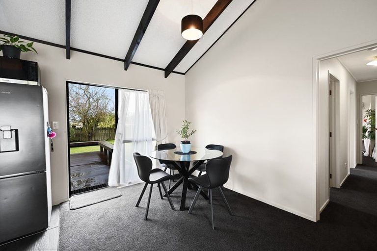 Photo of property in 68 Garland Drive, St Andrews, Hamilton, 3200