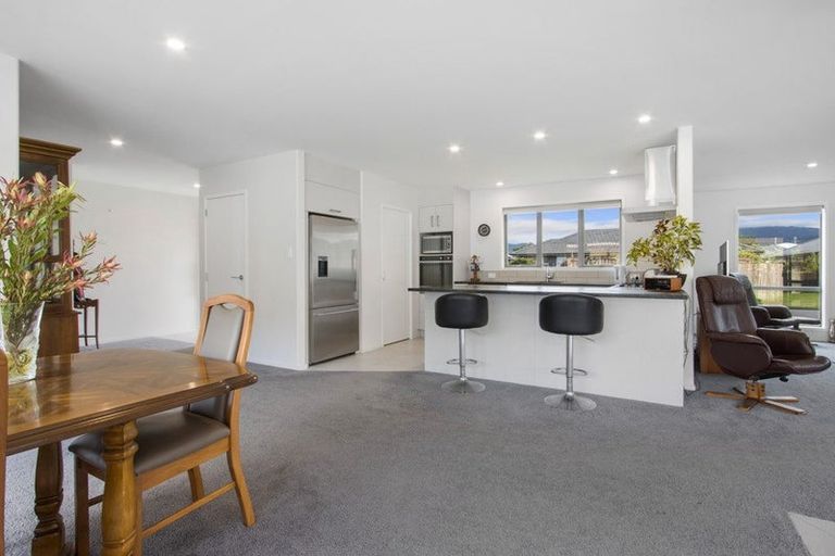 Photo of property in 10 Nolan Place, Katikati, 3129