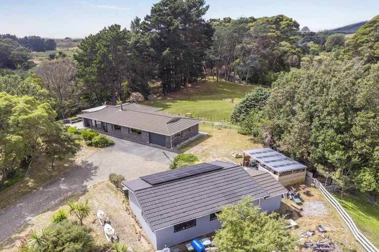 Photo of property in 168 Te Hapua Road, Te Horo, Otaki, 5581
