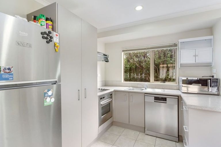 Photo of property in 12 Orbit Place, Flat Bush, Auckland, 2019