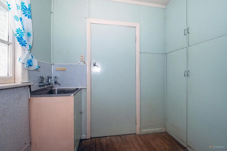 Photo of property in 5 Regent Street, Waimate, 7924