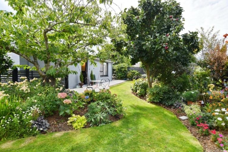 Photo of property in 47 Norrie Street, Redwood, Christchurch, 8051