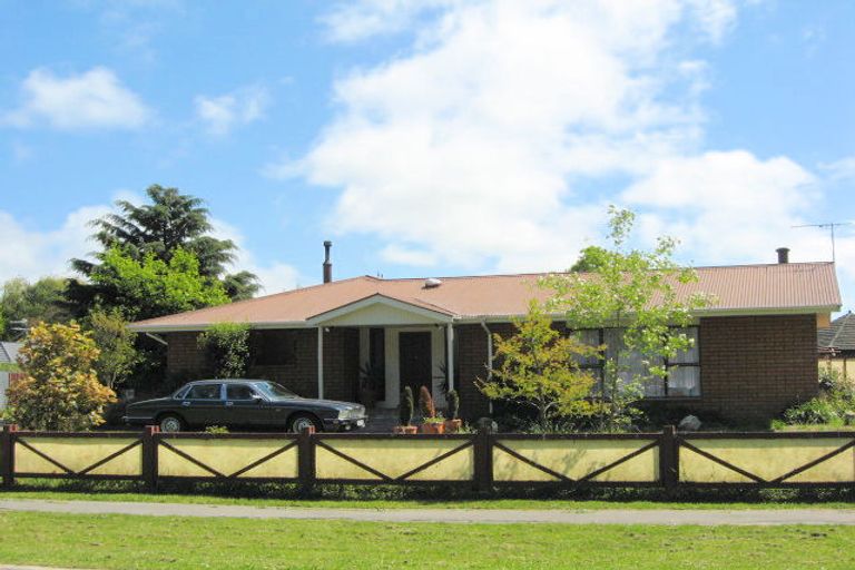 Photo of property in 41 Buckleys Road, Rangiora, 7400