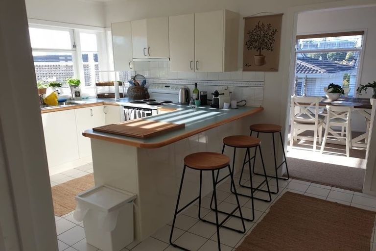 Photo of property in 1/11 Campbell Road, Takapuna, Auckland, 0622