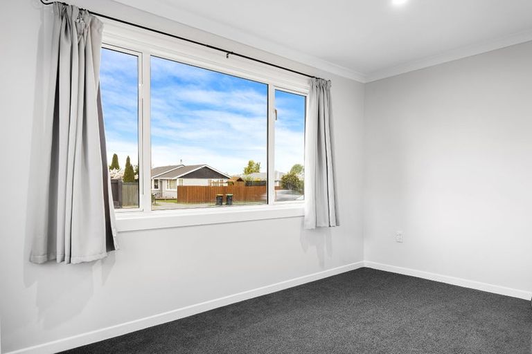 Photo of property in 15 Ivory Street, Rangiora, 7400