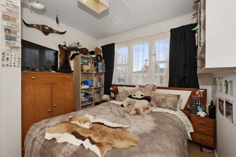 Photo of property in 16 Verel Street, Fairfield, Hamilton, 3214