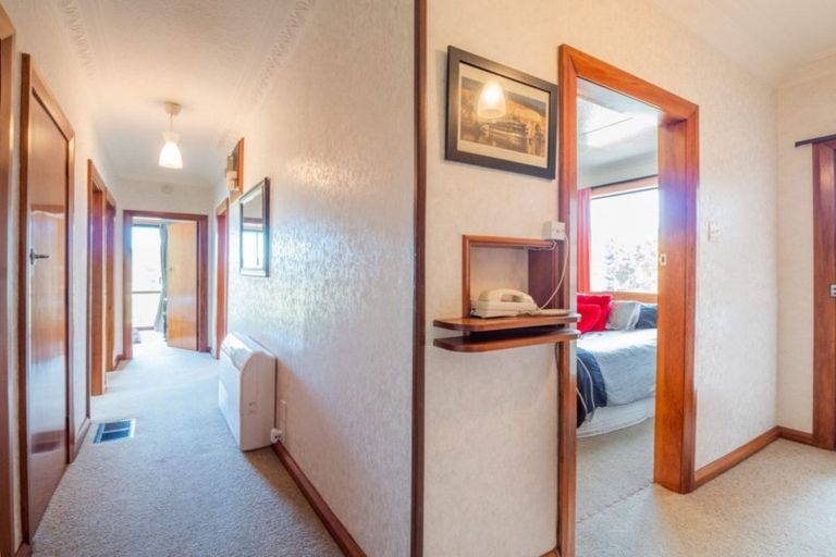 Photo of property in 325 Main South Road, Green Island, Dunedin, 9018