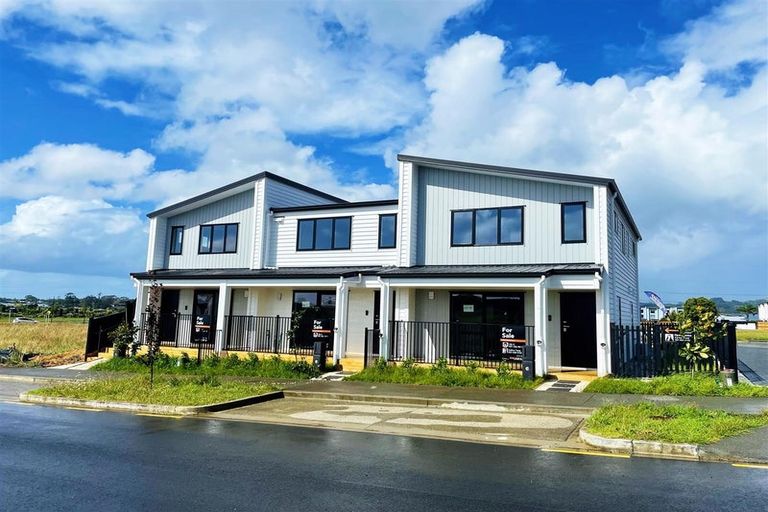 Photo of property in 4 Harikoa Way, Karaka, 2113