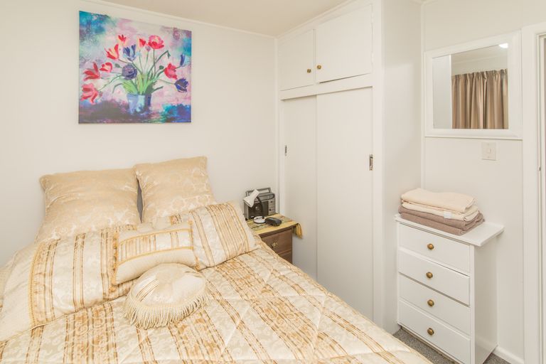 Photo of property in 305 Sawyers Arms Road, Bishopdale, Christchurch, 8053