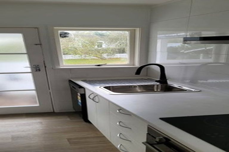 Photo of property in 1/54 Ngataringa Road, Devonport, Auckland, 0624