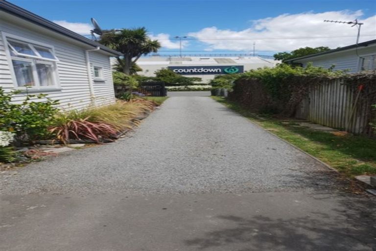 Photo of property in 38 Golf Links Road, Shirley, Christchurch, 8061