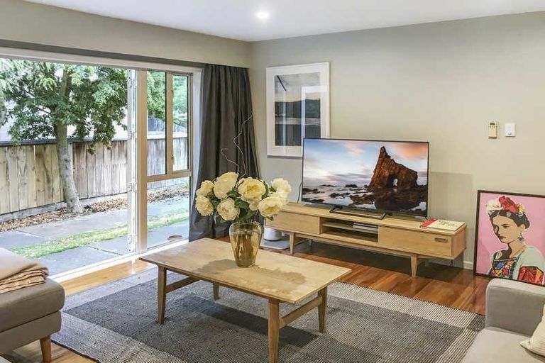 Photo of property in 81 Mersey Street, St Albans, Christchurch, 8014