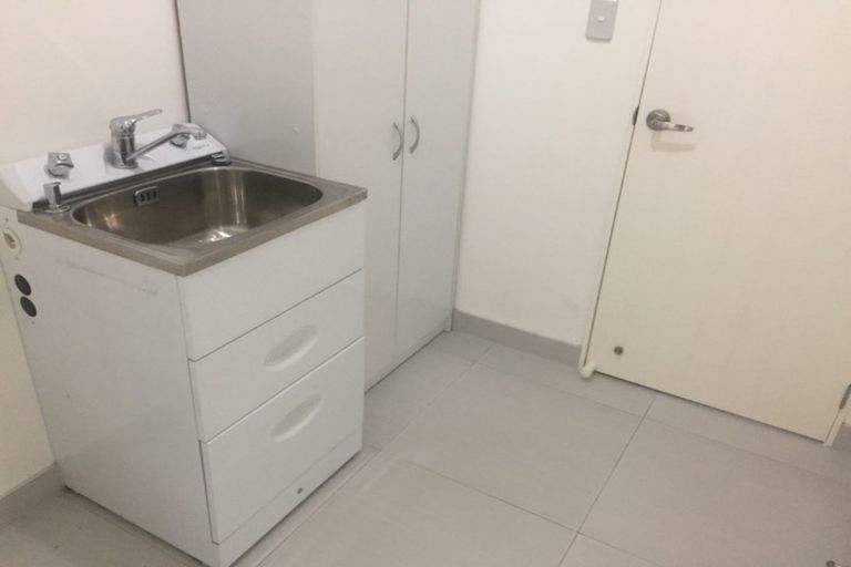 Photo of property in 7 Fern Court, Orewa, 0931